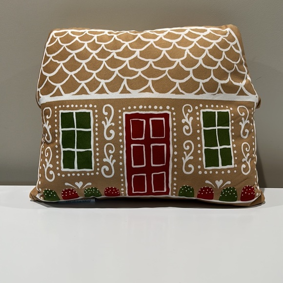 🌸NEW HOBBY LOBBY GINGERBREAD HOUSE PILLOW CHRISTMAS DECORATIONS (14in. X… - Picture 3 of 7